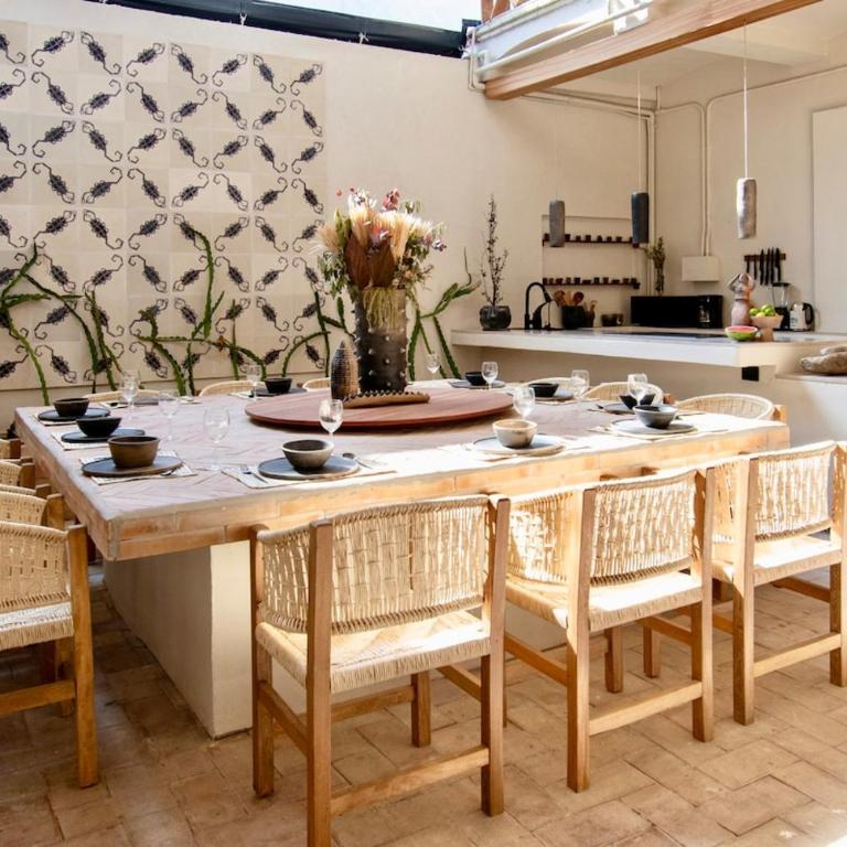 Artisan Home, 7 Bedrooms, AC, Rooftop View - Apartment - 36