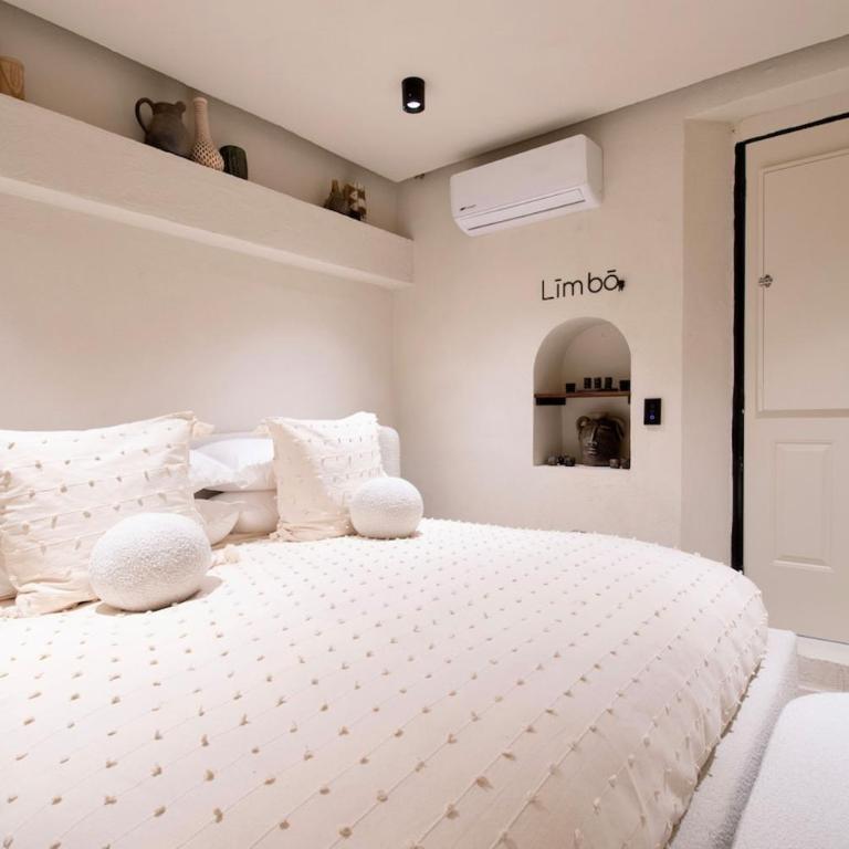 Artisan Home, 7 Bedrooms, AC, Rooftop View - Apartment - 47
