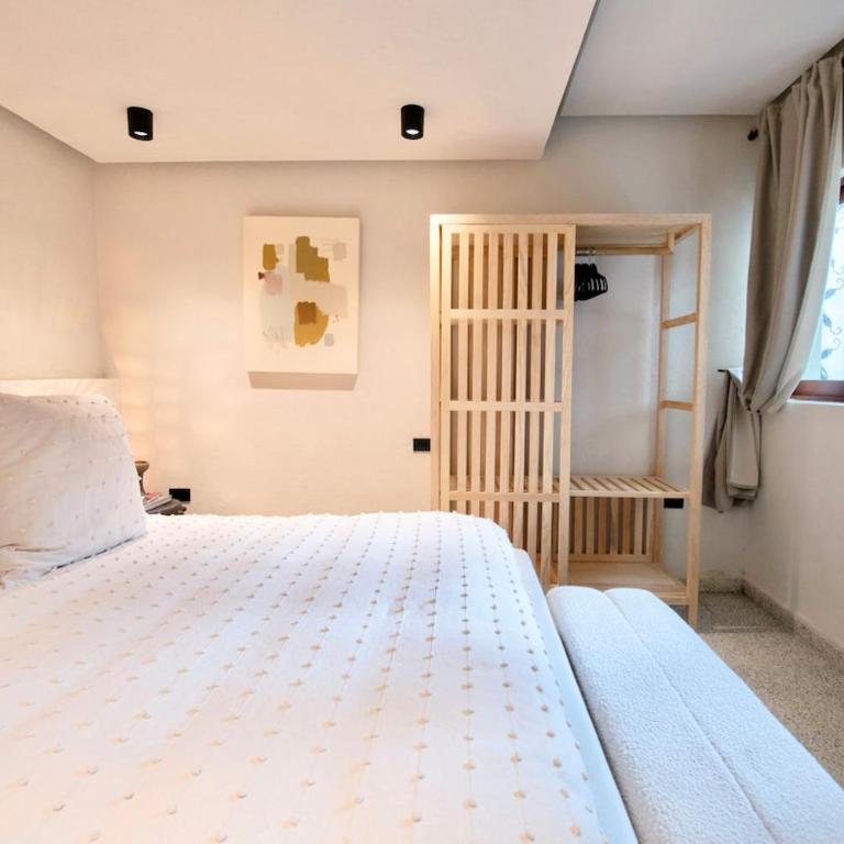 Artisan Home, 7 Bedrooms, AC, Rooftop View - Apartment - 70