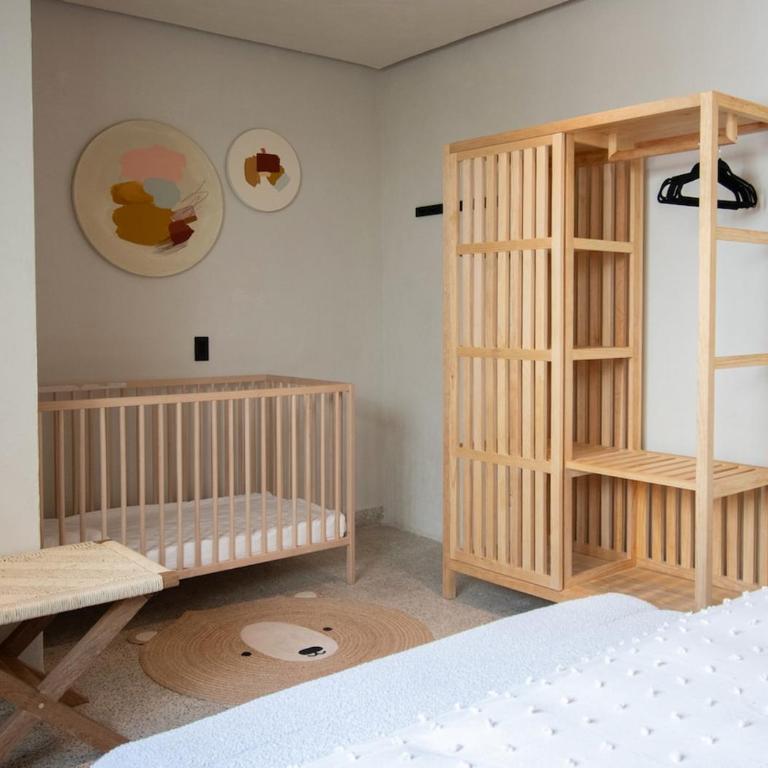 Artisan Home, 7 Bedrooms, AC, Rooftop View - Apartment - 72