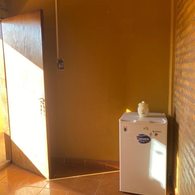 Lambare Home - Classic One-Bedroom Apartment with King Bed - 1
