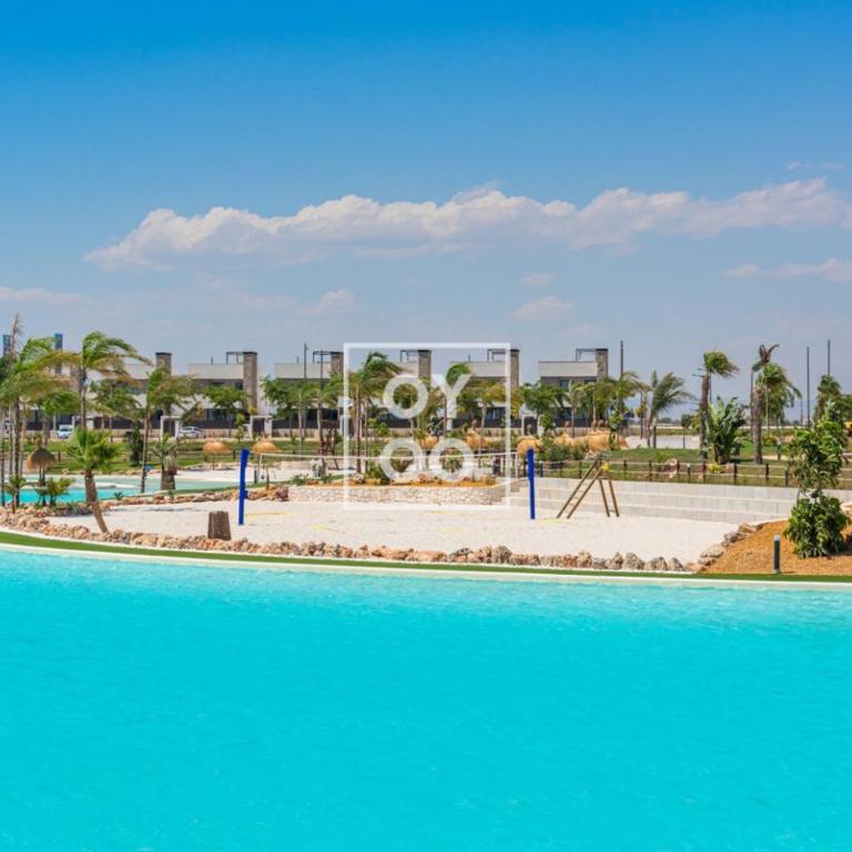 Santa Rosalia Casa Melilla, first floor with pool views and lagoon access by OYOOSTAYS - Apartamento de 2 dormitorios con vistas a la piscina - 32