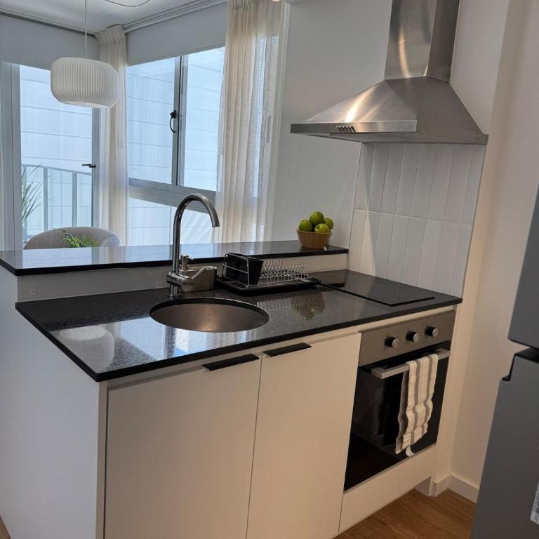 Premium designer studio apartment with garage MasMio - One-Bedroom Apartment - 13