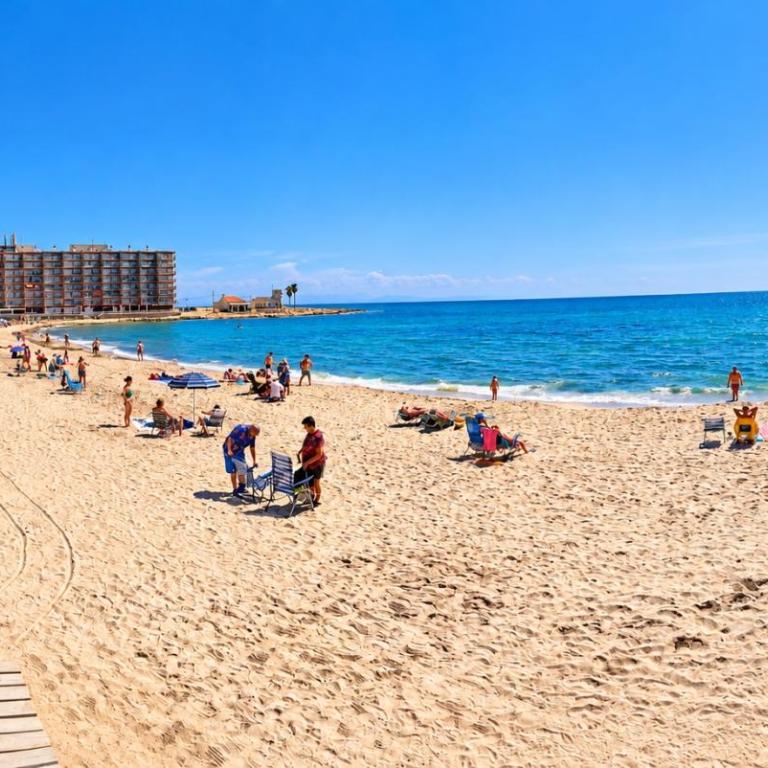 Apartamento Julia - Playa Los Locos, Torrevieja, 3 Dormitorios - Three-Bedroom Apartment - 15