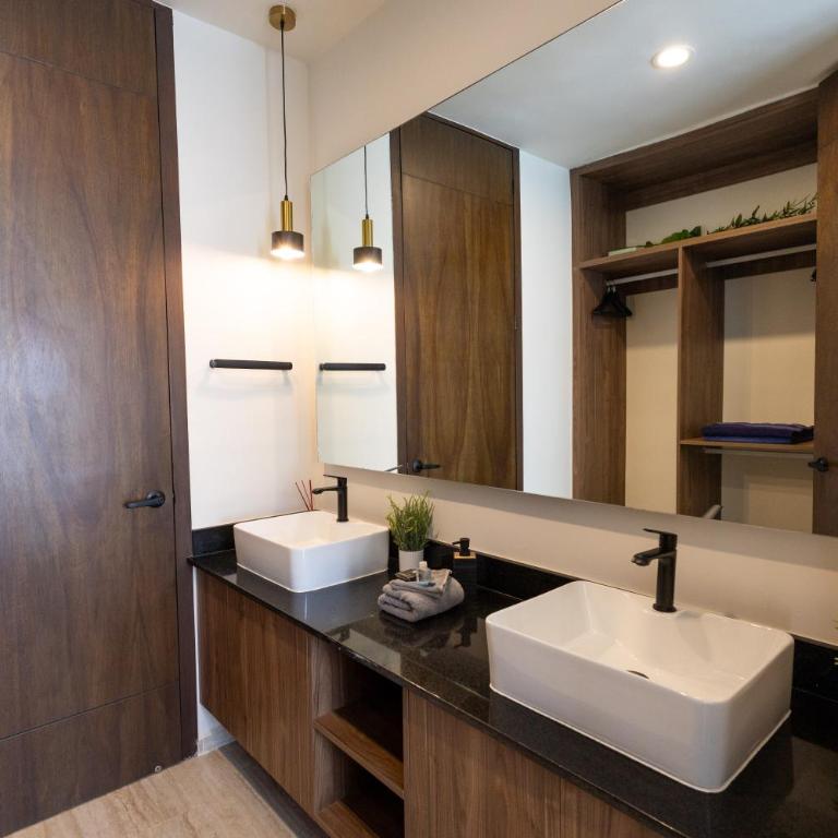 Fabulous Modern Luxury and Sophistication Penthouse, Temozon Norte - Apartment - 26