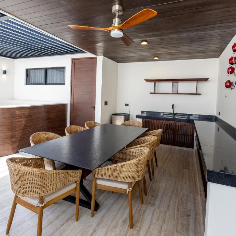 Fabulous Modern Luxury and Sophistication Penthouse, Temozon Norte - Apartment - 42
