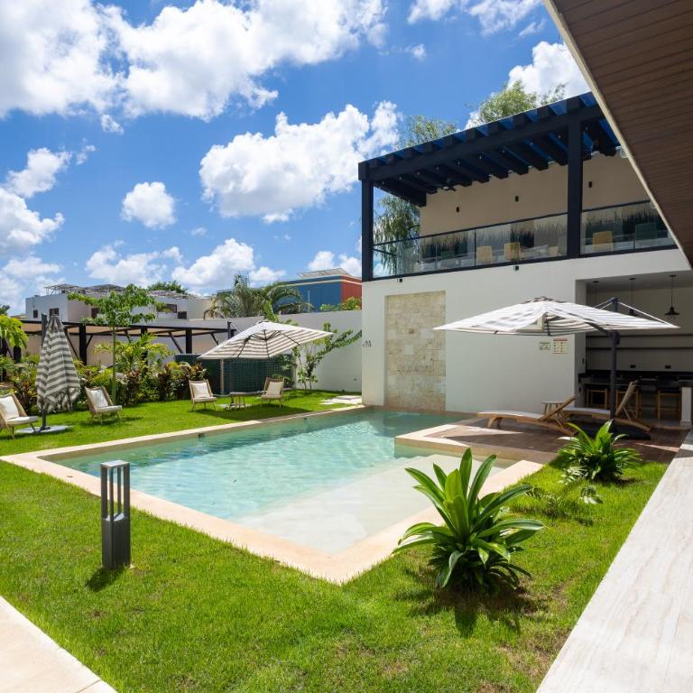 Fabulous Modern Luxury and Sophistication Penthouse, Temozon Norte - Apartment - 52