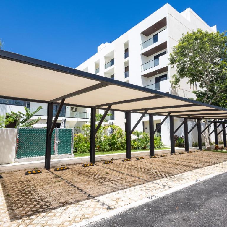 Fabulous Modern Luxury and Sophistication Penthouse, Temozon Norte - Apartment - 60