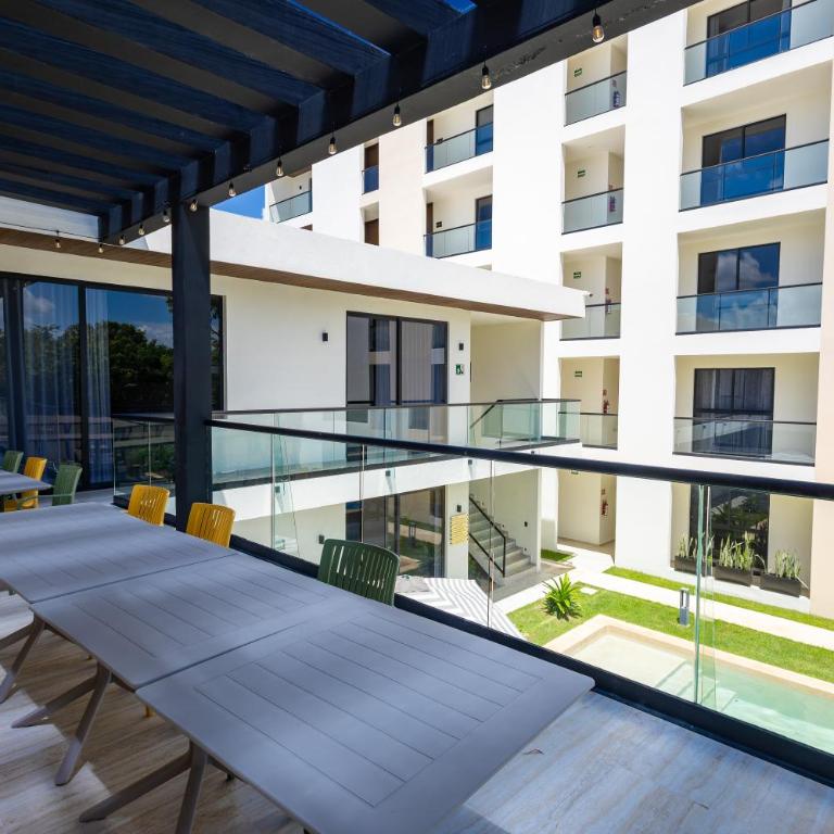 Fabulous Modern Luxury and Sophistication Penthouse, Temozon Norte - Apartment - 66