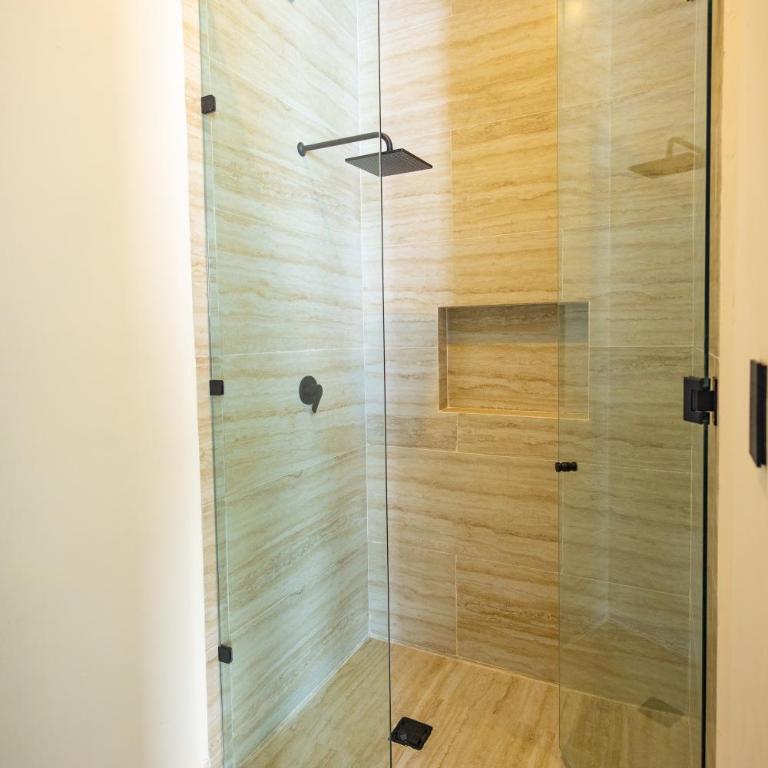 Fabulous Modern Luxury and Sophistication Penthouse, Temozon Norte - Apartment - 75