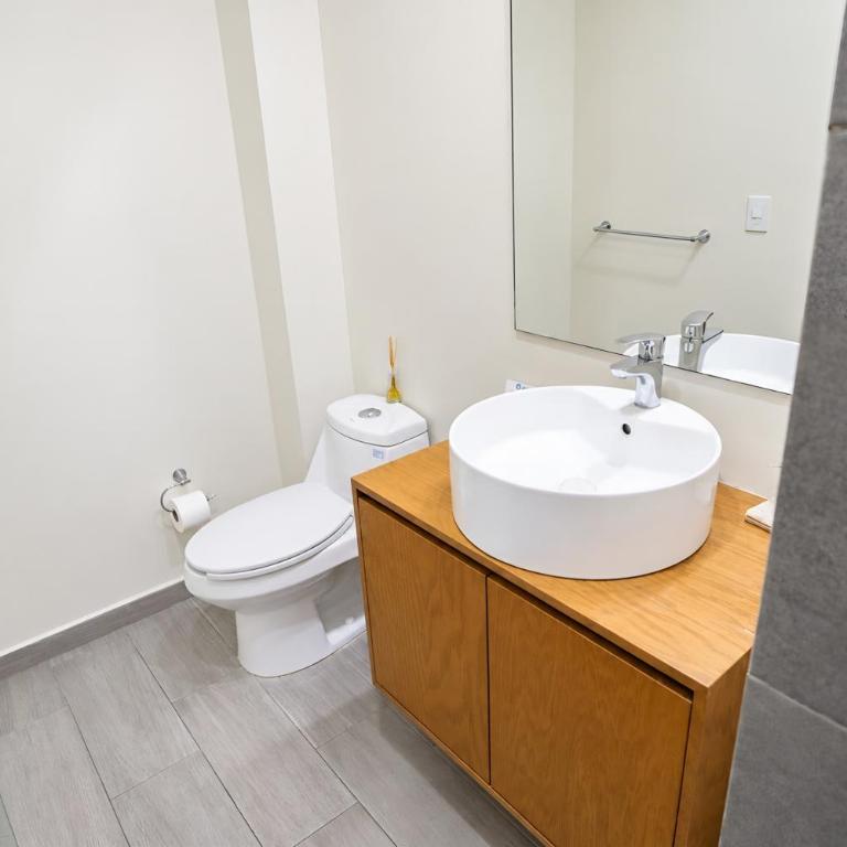 Depa amplio para 7 con balcón y vista, Americana - Apartamento de 2 dormitorios - 90