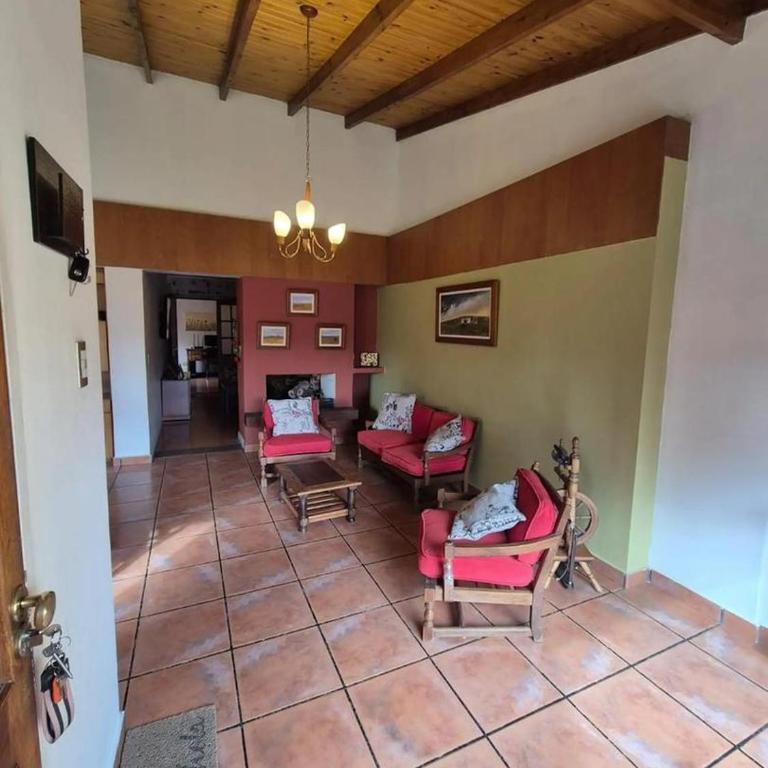 Tu hogar en Río Gallegos, Santiago al 468 - Four-Bedroom House - 4