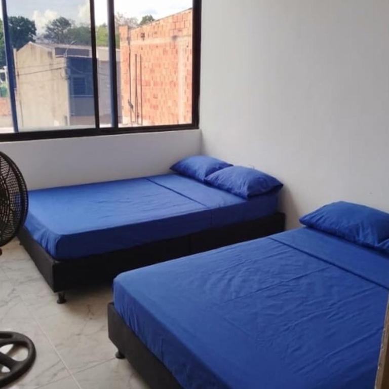 House in Carmen de Apicalá with pool access! - Three-Bedroom House - 8