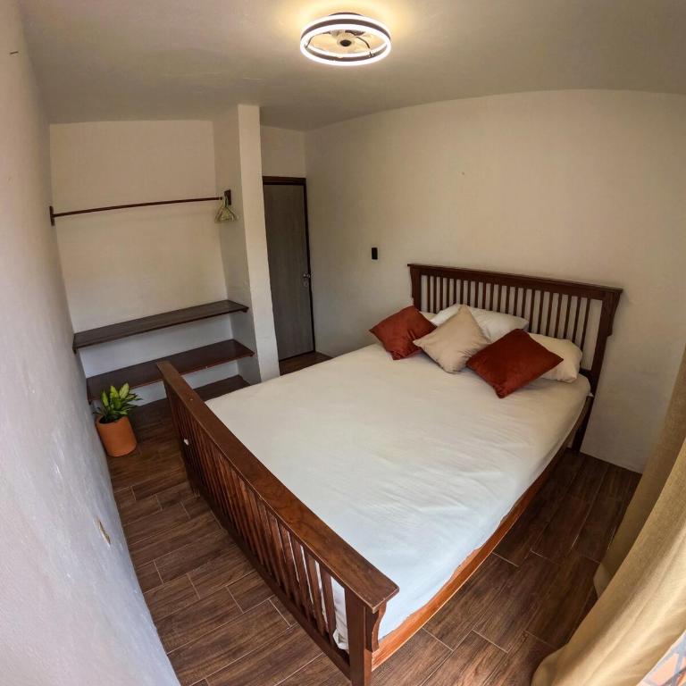 Casa amplia de 4 recámaras en Bacocho - Two-Bedroom Apartment - 3