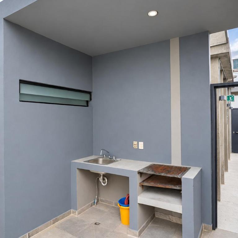 Terraza privada al skyline y 2 cajones, Americana - Two-Bedroom Apartment - 20