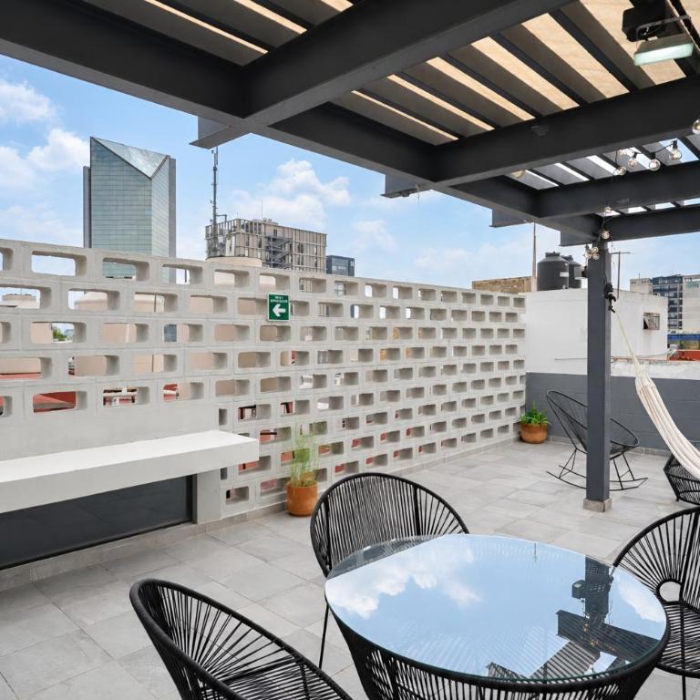 Terraza privada al skyline y 2 cajones, Americana - Two-Bedroom Apartment - 37