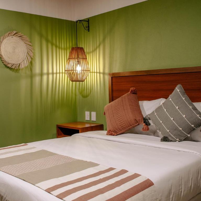 Toto Hotel - Habitación Doble Grande - 11