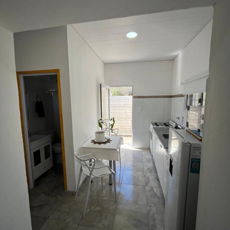 Del Mirador - One-Bedroom Apartment - 3