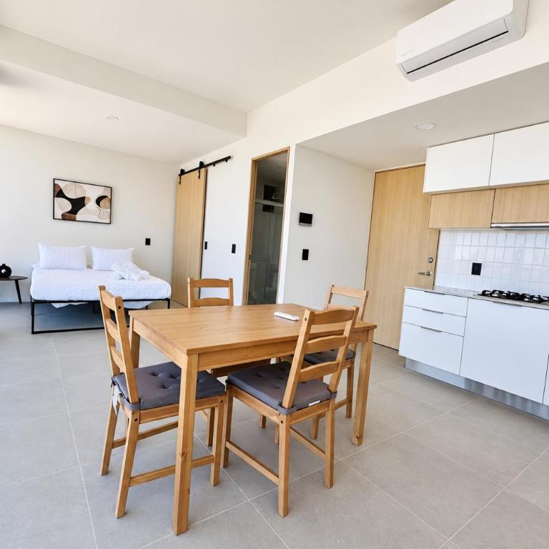 Loft en piso 12 con alberca y rooftop, Andares - One-Bedroom Apartment - 35