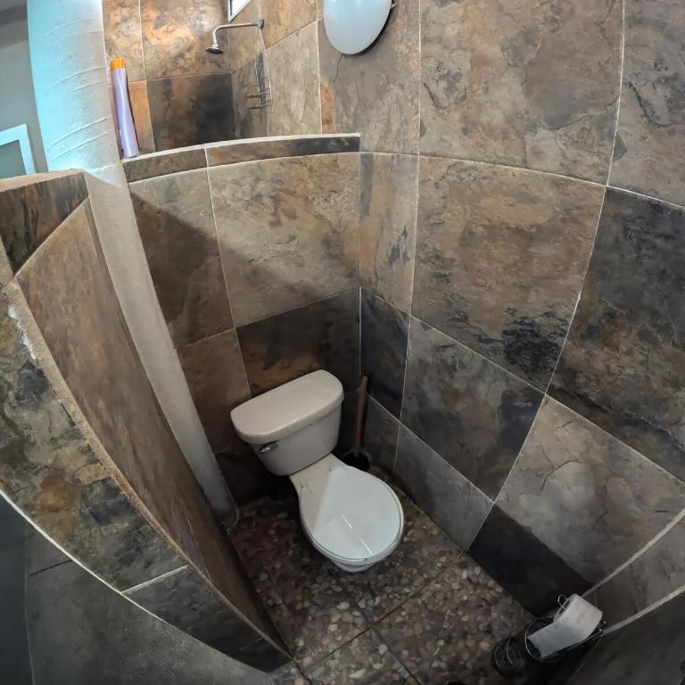 Loft Elegante con Jacuzzi en Bacocho - Apartamento de 1 dormitorio - 2