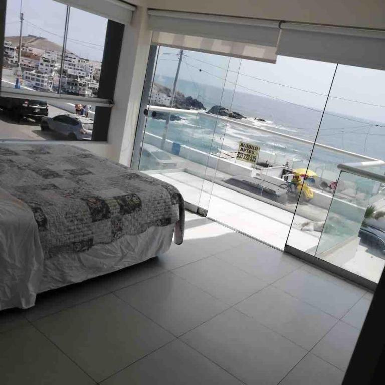 Ocean View Apartment in San Bartolo - Three-Bedroom Apartment - 24