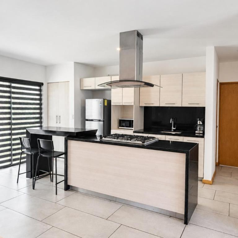 Departamento muy amplio, vista verde y alberca - Apartamento de 2 dormitorios - 37