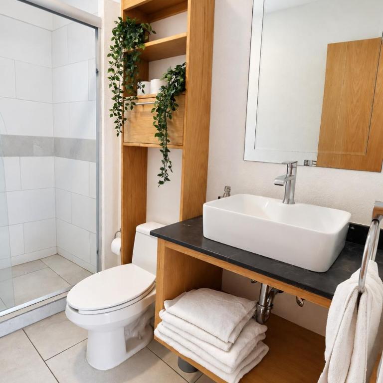 Departamento muy amplio, vista verde y alberca - Apartamento de 2 dormitorios - 42