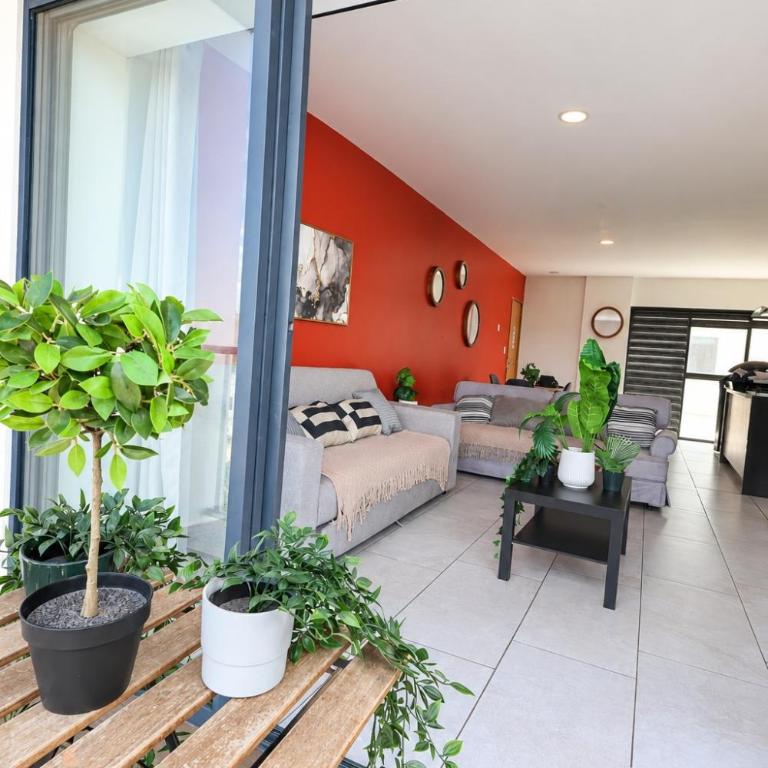 Departamento muy amplio, vista verde y alberca - Apartamento de 2 dormitorios - 44