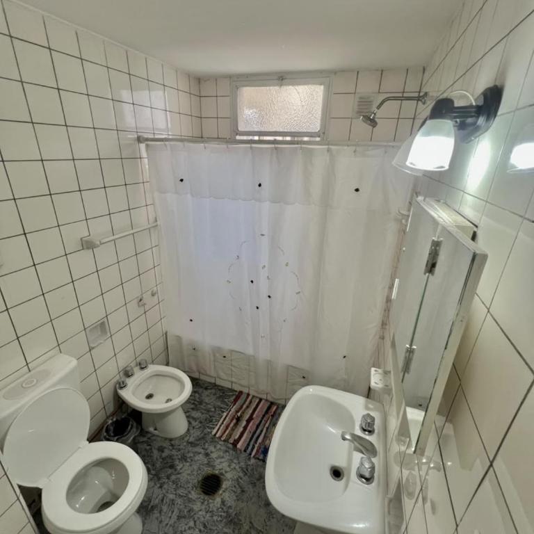 Moderno departamento a pasos de la Peatonal de Mendoza - Two-Bedroom Apartment - 9