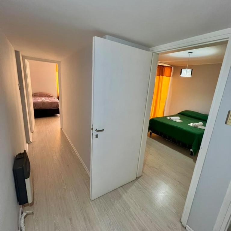 Moderno departamento a pasos de la Peatonal de Mendoza - Two-Bedroom Apartment - 4