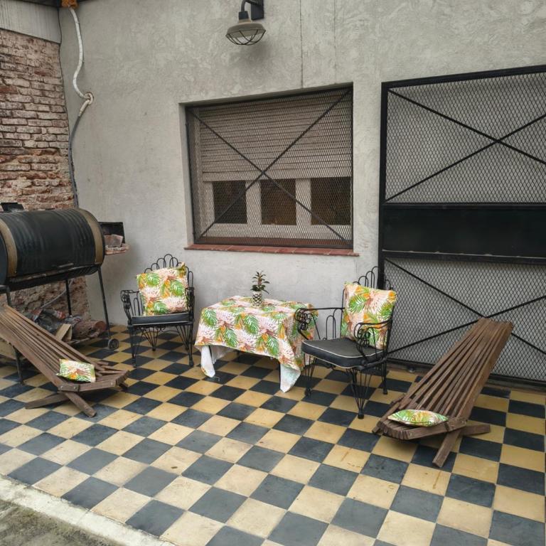 Casa a metros de la Basilica de Lujan - Casa con 1 dormitorio - 7