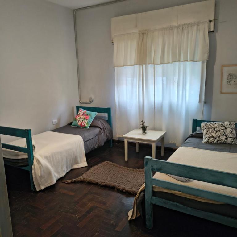 Casa a metros de la Basilica de Lujan - Casa con 1 dormitorio - 9