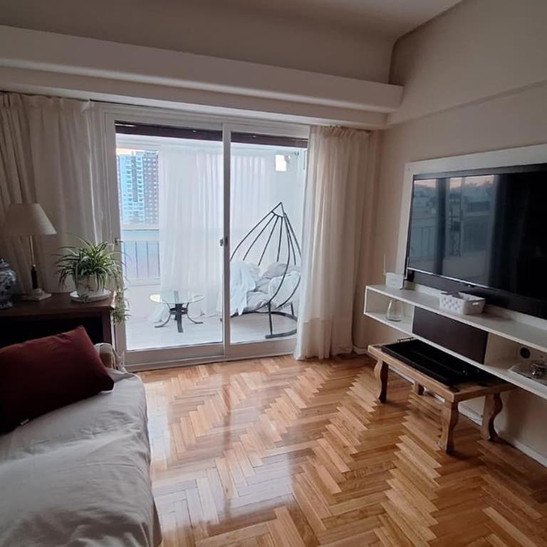Exclusivo Semipiso con Balcón Techado y Gran Vista a metros del Hospital Italiano - One-Bedroom Apartment - 6