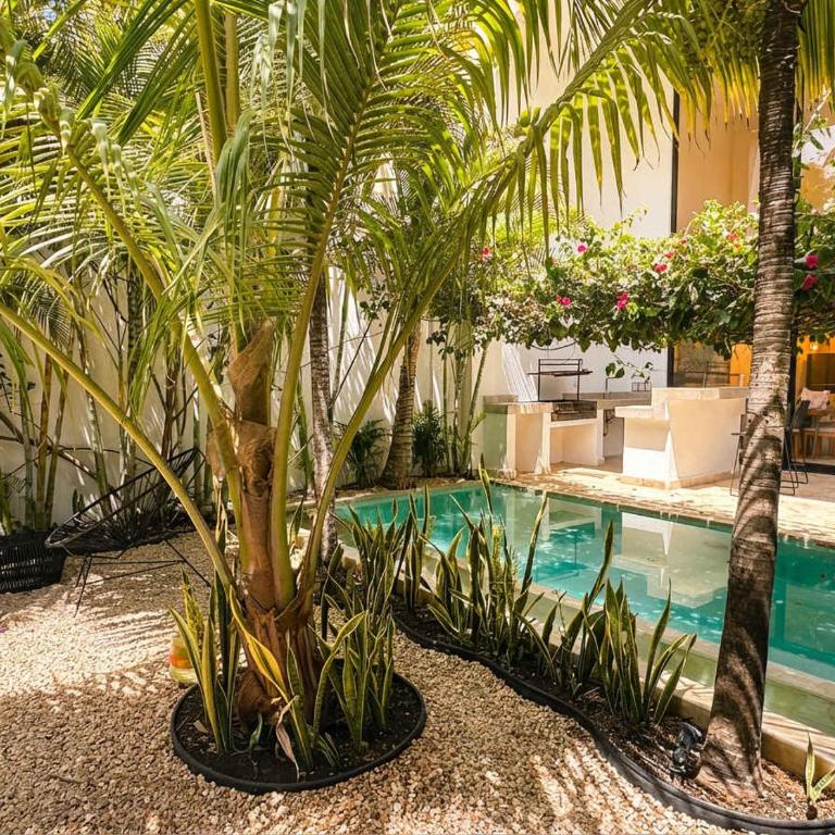 Stunning 4BR Villa with Private Pool La Veleta Retreat - Villa con piscina privada - 3