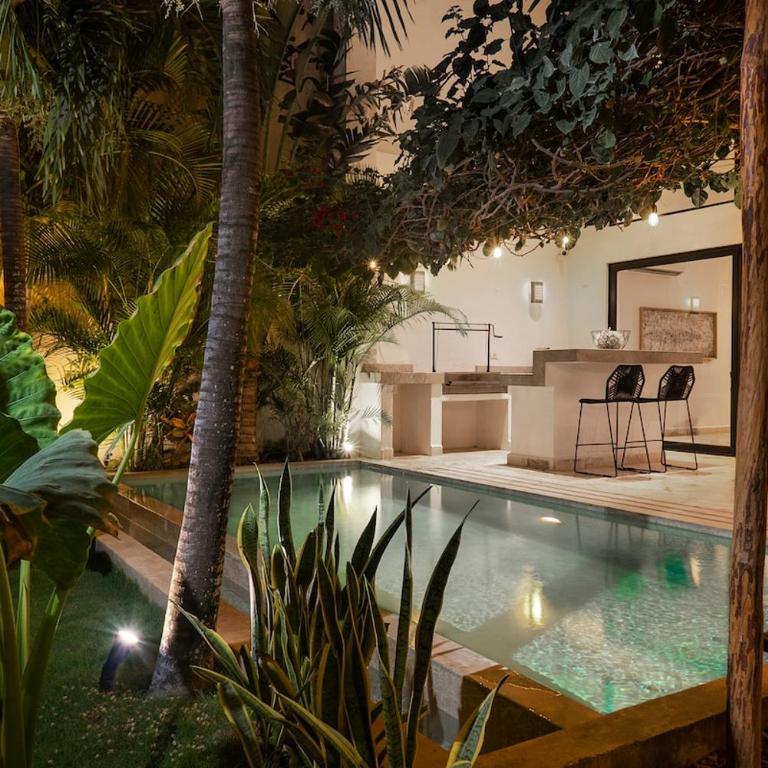 Stunning 4BR Villa with Private Pool La Veleta Retreat - Villa con piscina privada - 6