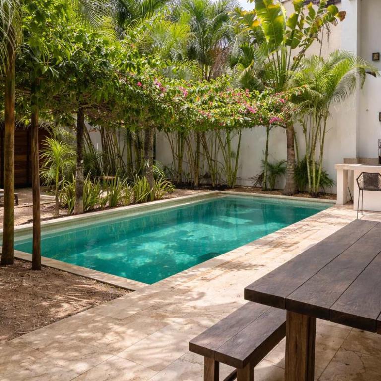 Stunning 4BR Villa with Private Pool La Veleta Retreat - Villa con piscina privada - 8