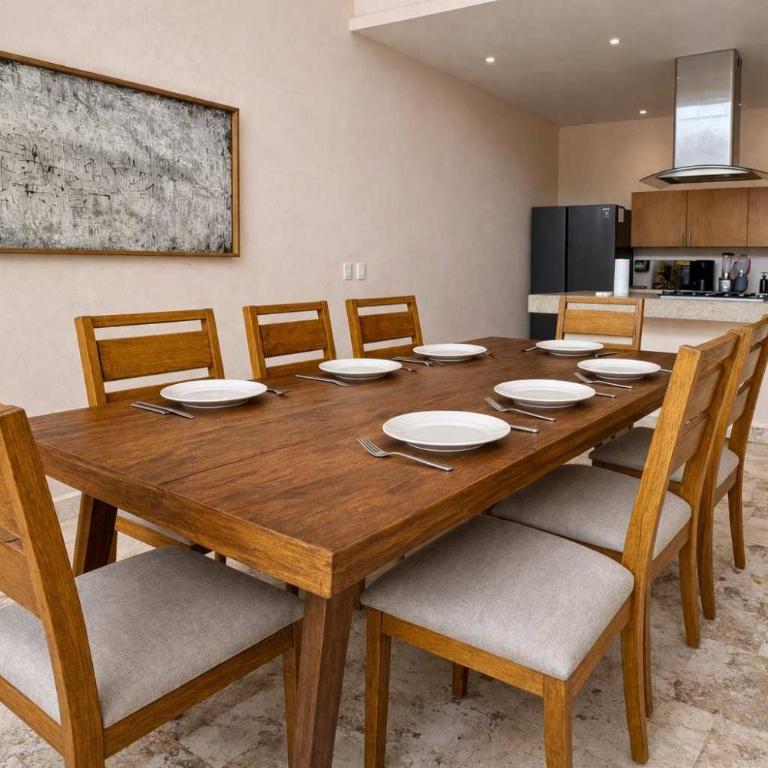 Stunning 4BR Villa with Private Pool La Veleta Retreat - Villa con piscina privada - 11