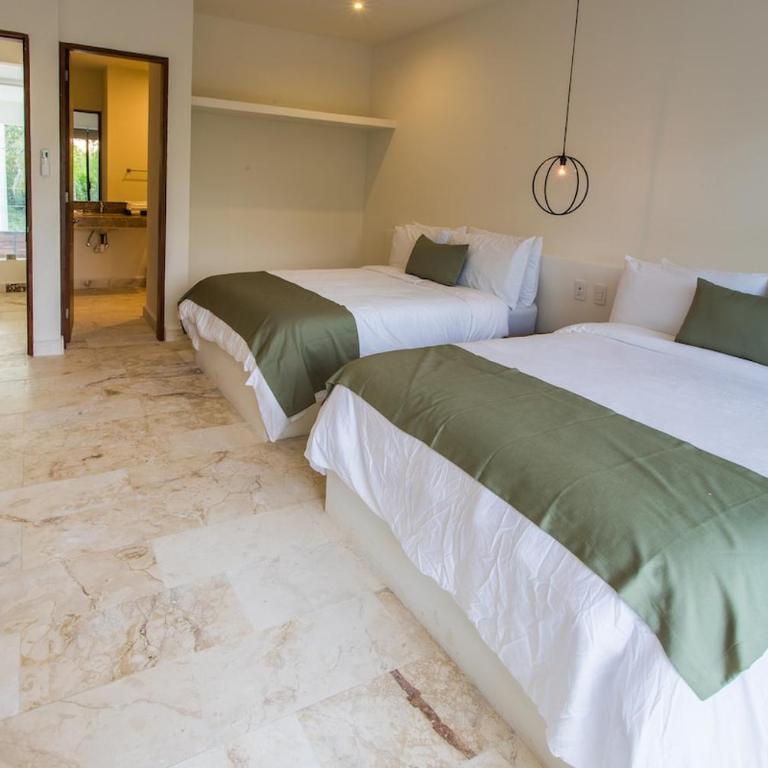 Stunning 4BR Villa with Private Pool La Veleta Retreat - Villa con piscina privada - 26