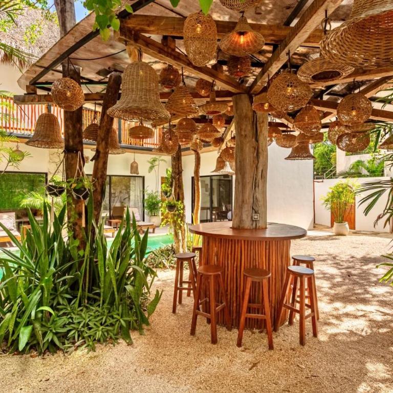 7BR Dream Villa Pool Jacuzzi and Stylish Patio - Villa - 9