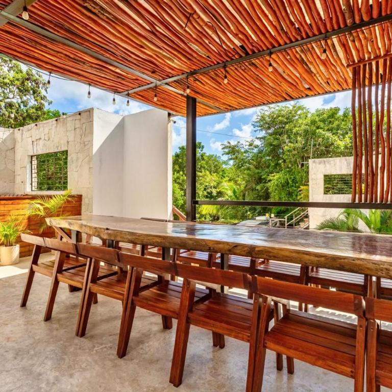 7BR Dream Villa Pool Jacuzzi and Stylish Patio - Villa - 21