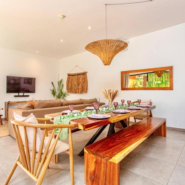 7BR Dream Villa Pool Jacuzzi and Stylish Patio - Villa - 31