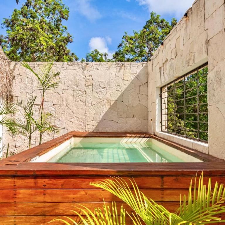 7BR Dream Villa Pool Jacuzzi and Stylish Patio - Villa - 42