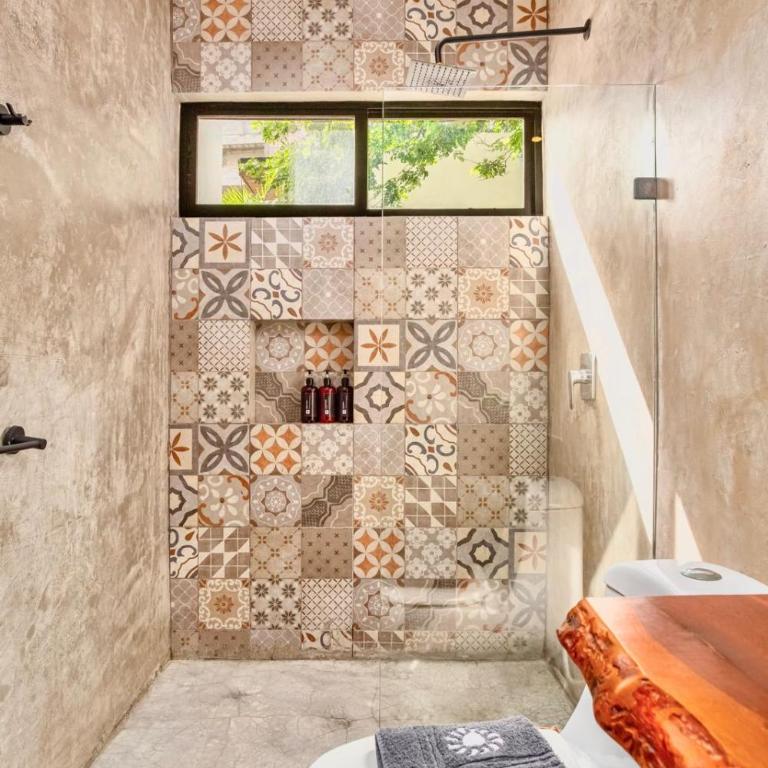 7BR Dream Villa Pool Jacuzzi and Stylish Patio - Villa - 45