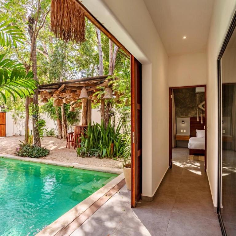 7BR Dream Villa Pool Jacuzzi and Stylish Patio - Villa - 54
