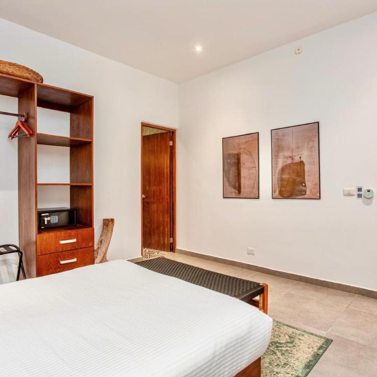 7BR Dream Villa Pool Jacuzzi and Stylish Patio - Villa - 60