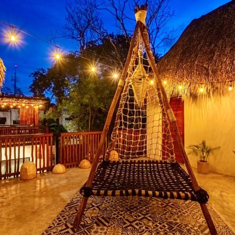 7BR Dream Villa Pool Jacuzzi and Stylish Patio - Villa - 83