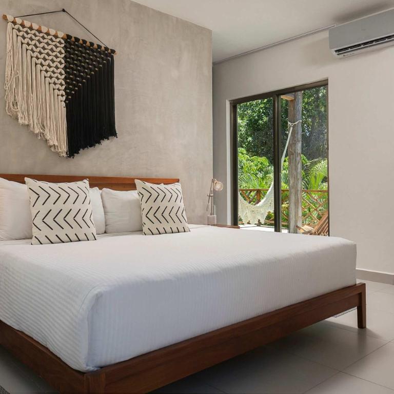 Large 6BR Tulum Villa with Pool Aldea Zama - Villa - 10