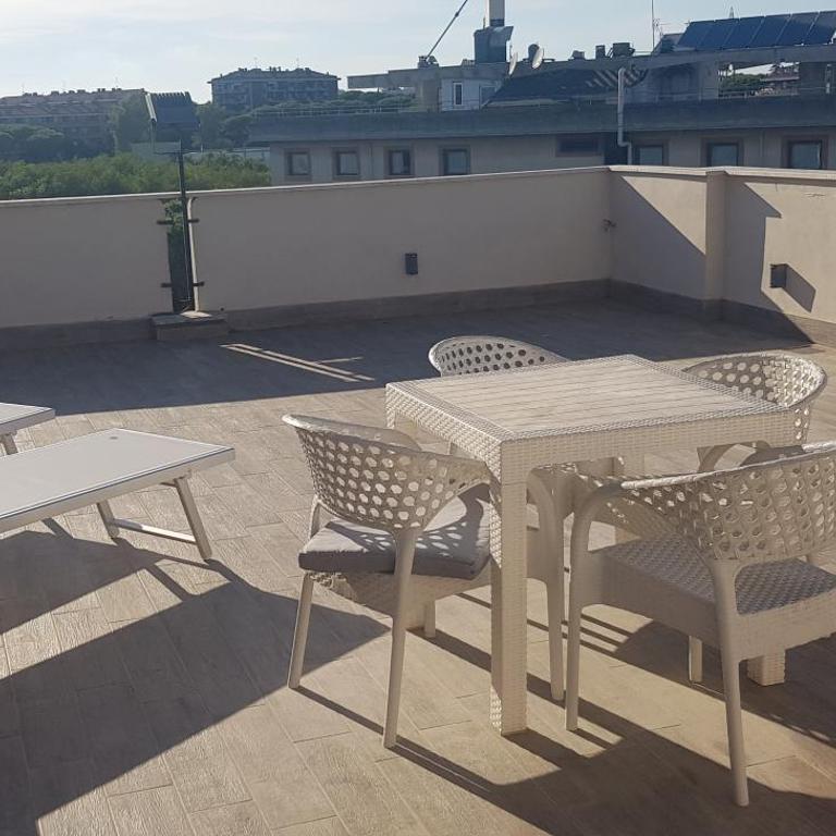 Green Oasis - Apartment mit 2 Schlafzimmern mit Balkon und Terrasse - 1