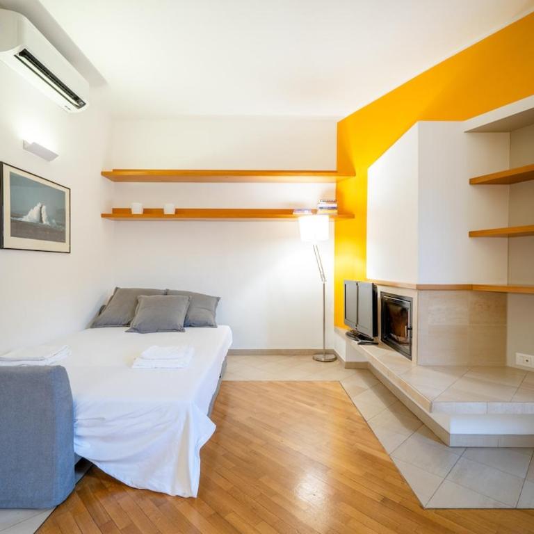 Milan Cathedral 8 minutes - 4 guests - De Angeli Metro - Apartamento de 2 dormitorios - 24