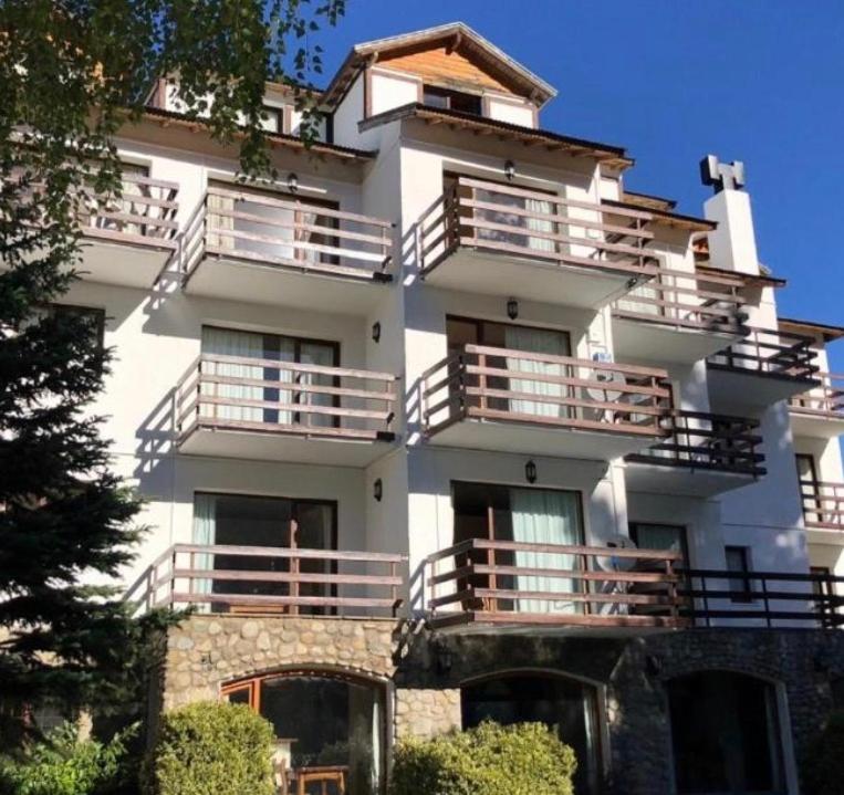 Apartur - One-Bedroom Apartment - 3